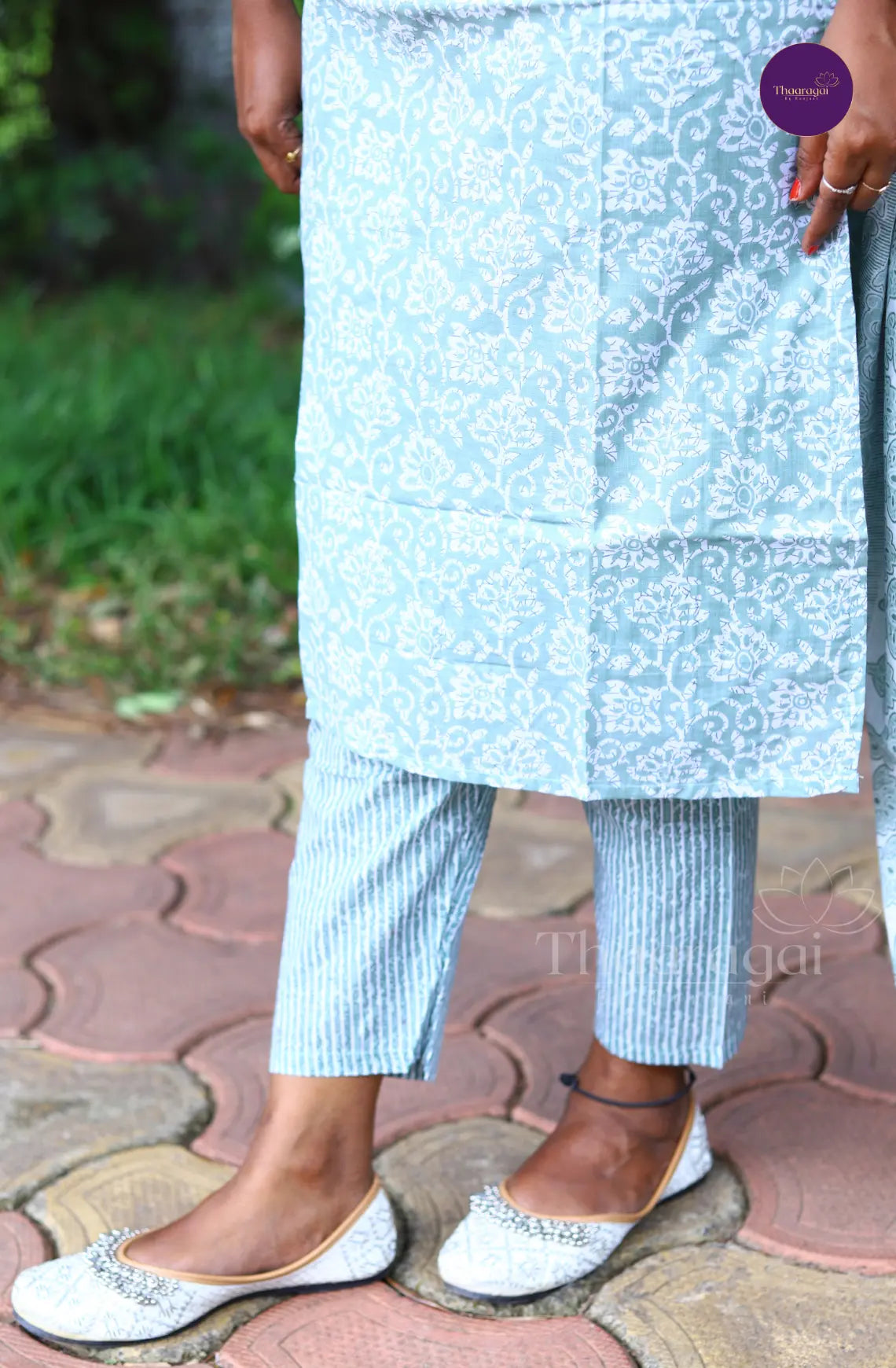 Aqua Lina - Light Pastel Blue