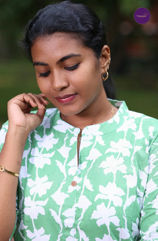 Mullai - Parrot Green