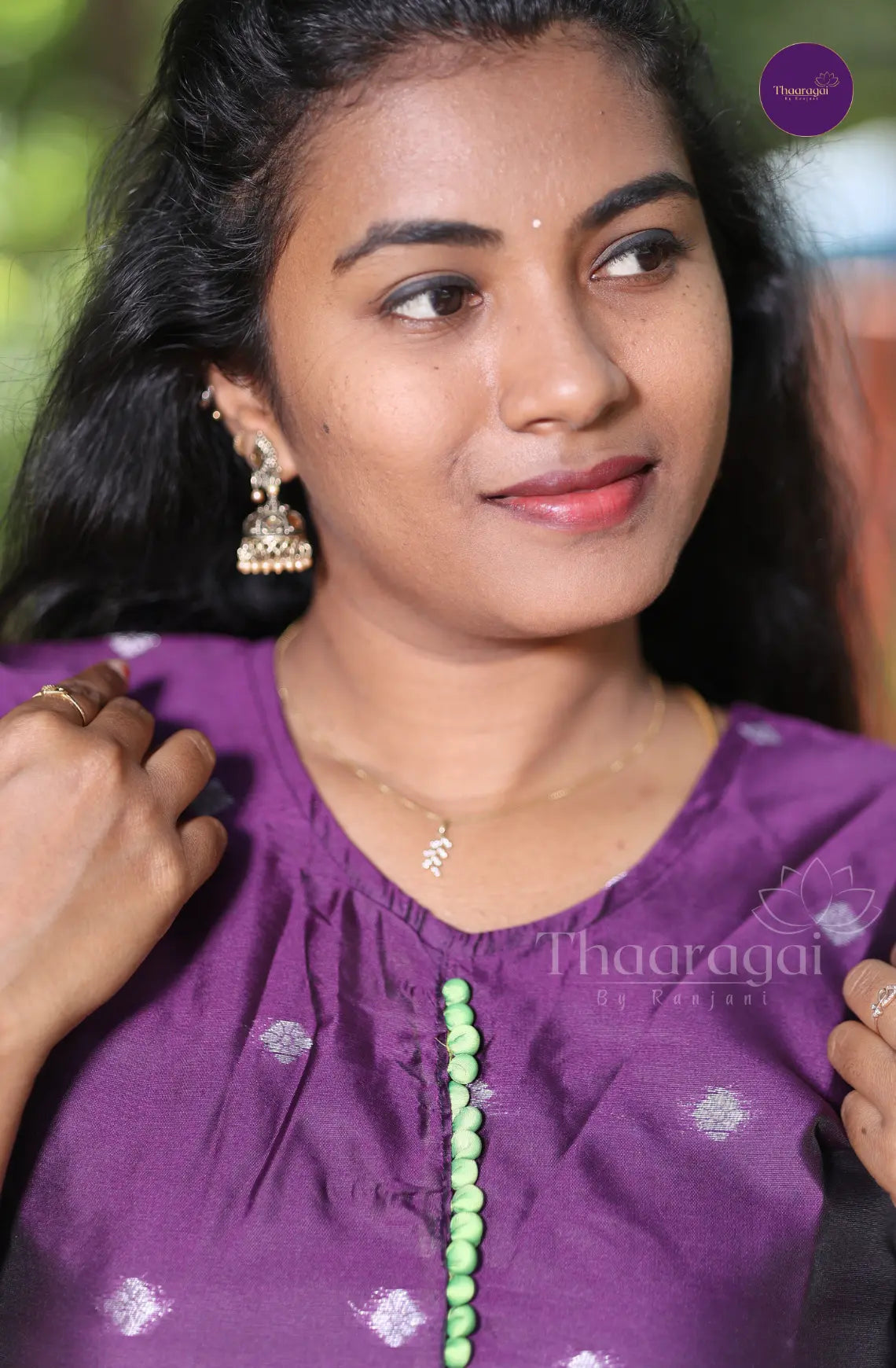 Vanna Kuyil - Violet with Parrot Green